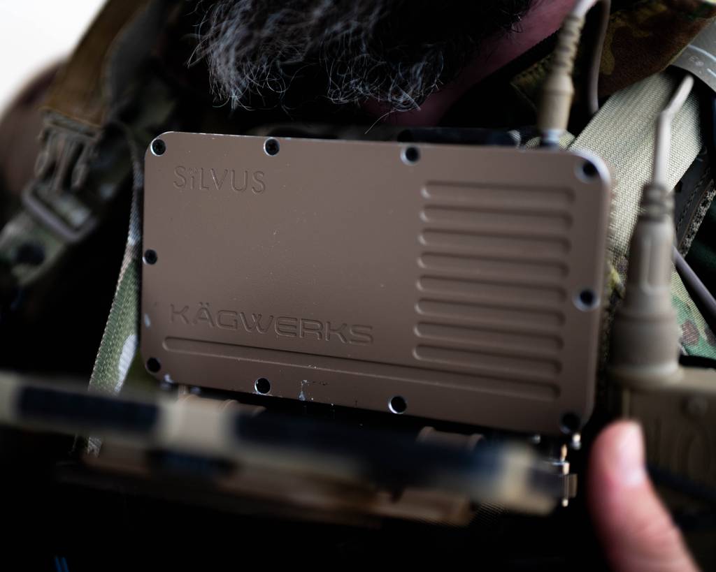 Silvus and Kagwerks marry radios, chest rigs for battle communications