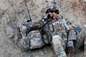 【USED】 MILITARY COMMUNICATIONS Edited 97 US Army will ditch old radios amid larger modernization juggle