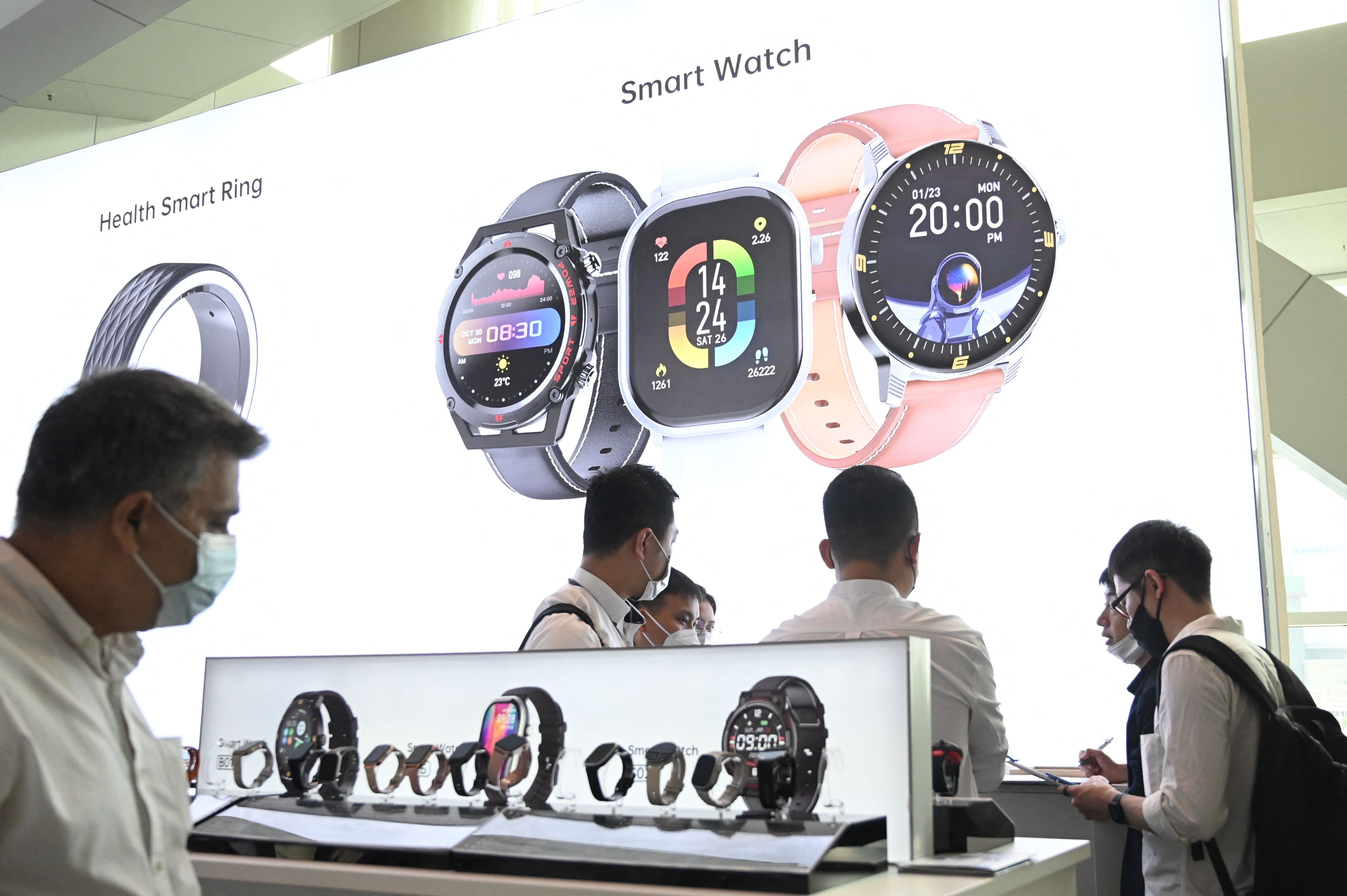 Randomly received a smartwatch Don t turn it on investigators warn