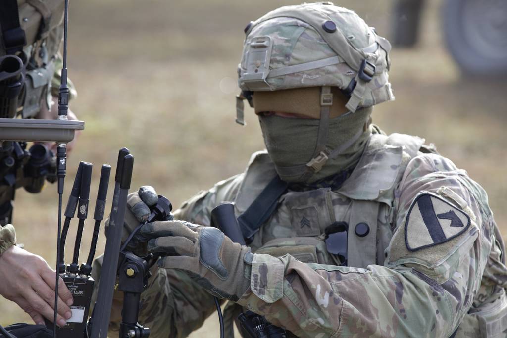 A U.S. Army soldier undergoes electronic warfare training during Combined Resolve XV in February 2021.
