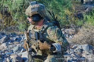 米軍実物 Persistent Systems Dual PTT System Dual Channel Push-to-Talk Dual PTT for the MPU5 | Officer