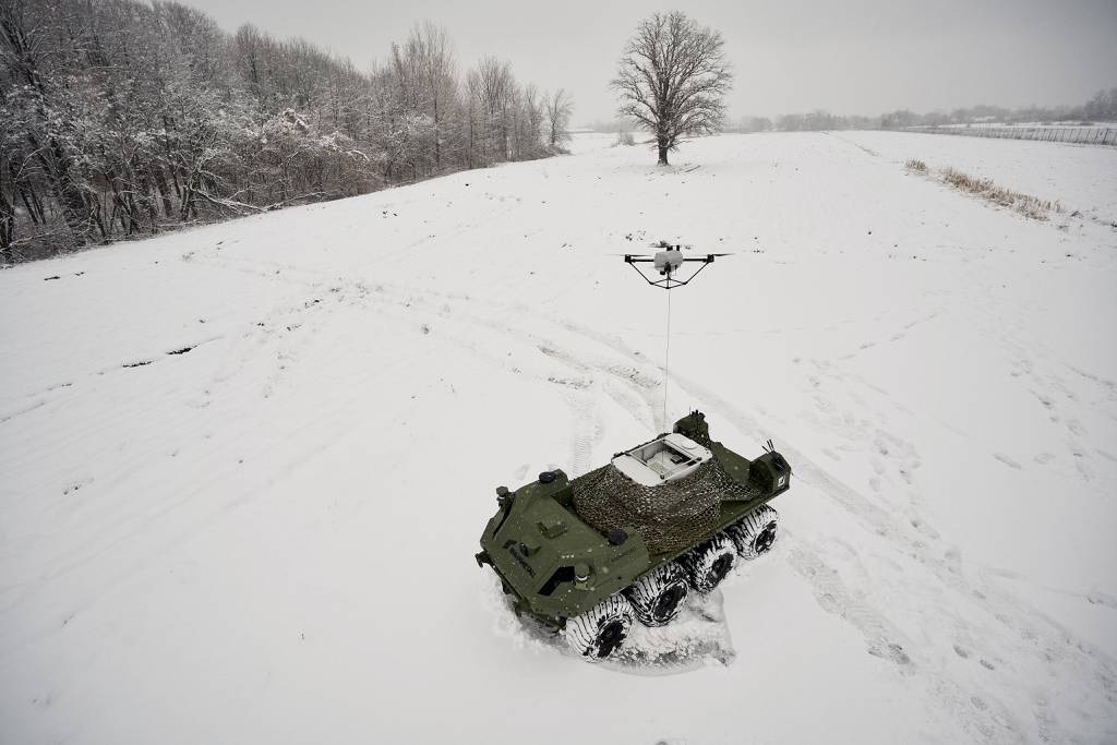 Defense companies Elistair and Rheinmetall are collaborating on a combination of their Khronos drone and Mission Master unmanned ground vehicle, seen here.